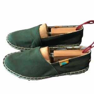 Ubuntu Afridrilles Safari Green Hand Made In Kenya Beach / City Women’s Size 9